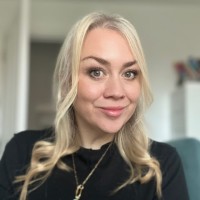 Lisa Slade Email & Phone Number