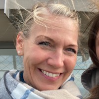 Corinna Heller Email