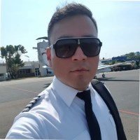 Jonhatan Lomas Email