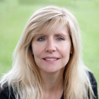 Von Piglet Productions Employee Sue Corcoran's profile photo