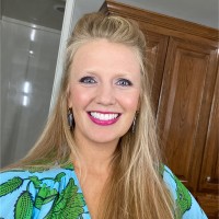 McGraw Realtors Employee Courtney Roberts's profile photo