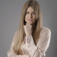 Andreea Moraru Email