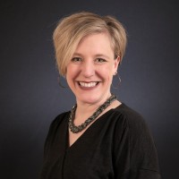 Fetch Employee Amy Roy's profile photo