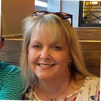 Sandi Viau Email