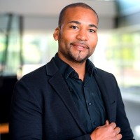 Julian Wallace Email & Phone Number