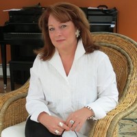 Francine Shannon Email & Phone Number