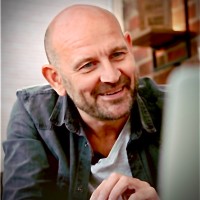 Rob Edwards Email & Phone Number