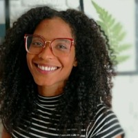 {reprograma} Employee Natália Salles's profile photo