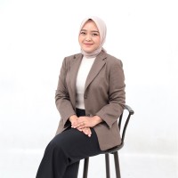 Putri Lestari Email