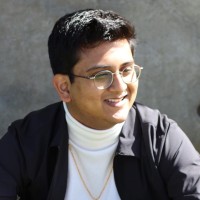 Illinois Aviation Academy Employee Vineet Virani's profile photo
