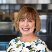 Cutting Edge Marketing Agents Employee Renita Gibson's profile photo