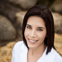 USPTA & PTR Employee Tina McDermott's profile photo