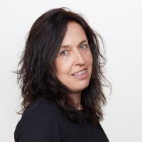 Véronique Devillé Email