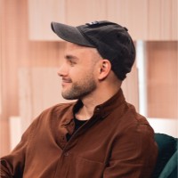Jānis Skribāns Email