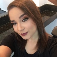 Amanda Araújo Email