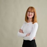 Lorena Hartmüller Email