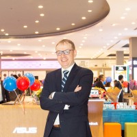 Ecity Electronics Employee Dirk Raemdonck's profile photo