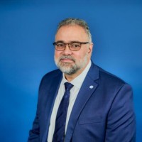 Andreas Cluver Email