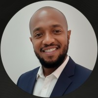 Actualícese Employee Joan Castillo's profile photo