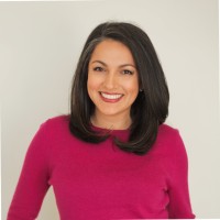 Prestamos CDFI Employee Laura Suarez's profile photo