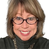 Kelly Hutchinson Email & Phone Number