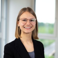 Tizia Engelmann Email