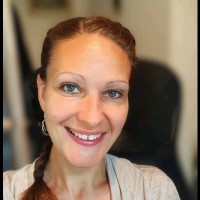 Elisabeth Wright Email