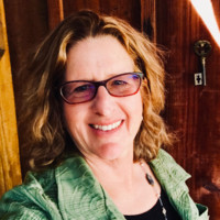 Capitis Real Estate Employee Jennifer Finch's profile photo