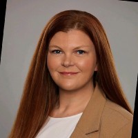 Community State Bank - Des Moines, IA Employee Kari Dake's profile photo