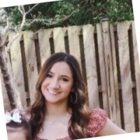 Larissa Veliz Email & Phone Number