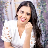 Chiquinho Sorvetes Oficial Employee Camila Benito's profile photo