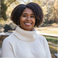 GE HealthCare Employee Lindsay Robinson's profile photo