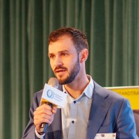 Future Services Employee Jonas Selders's profile photo