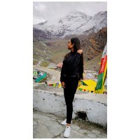 Rezoni Employee Harshika Rewalia's profile photo
