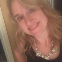 The Bottle Crew Employee Deloris Kisiel's profile photo