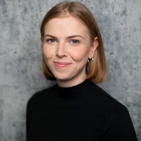 Annika Wacker Email