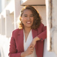 Mae Britanico Email