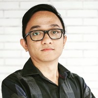 Eki Fakhrureza Email