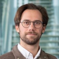 Lukas Moser Email
