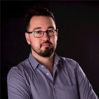Arkadiusz Świechowski Email