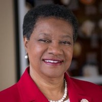 Evelyn Crayton