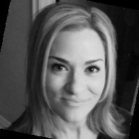 File & ServeXpress Employee Suzanne Waks's profile photo