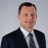 Thomas Baur Email