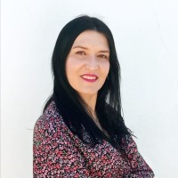 Maria Candeias Email