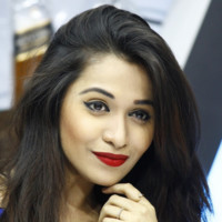 Sphinx Worldbiz Limited Employee Urvi Ahuja's profile photo