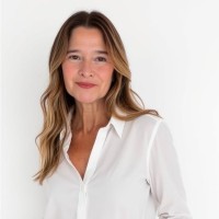 Camila Spiewak Email
