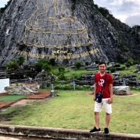 Quỳnh Văn Email