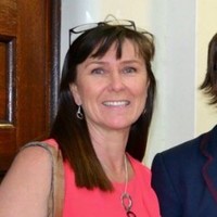 Lisa Dixon Email