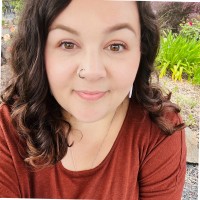 Purple Wine + Spirits Employee Kimberly Swanson's profile photo