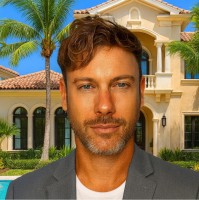 Legacy International Realty Employee Itay Gal's profile photo